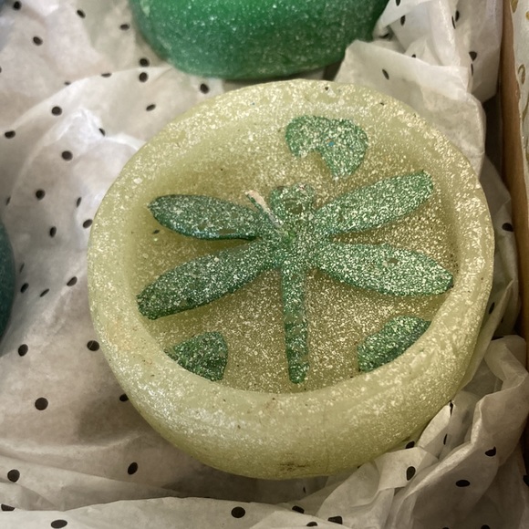 Butterfly Lady Bug Dragon Fly Honey Bee Candles Set of 4 - Picture 6 of 8